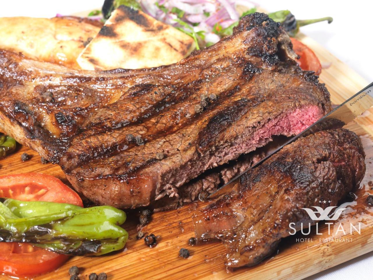 Sultan Hotel-Restaurant-Bistro スィヴァス エクステリア 写真